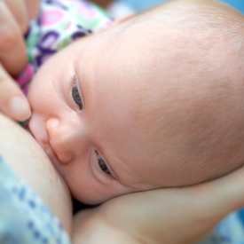 Model Jaime King pleit voor het geven van borstvoeding
