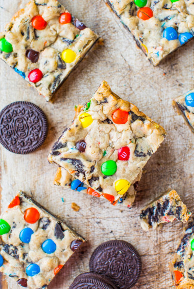 m&m oreo cookie bars - koekjes bakken met de kids