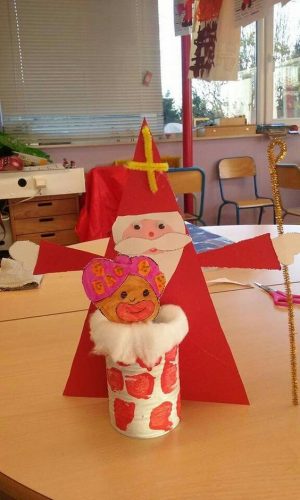 Sinterklaas knutselen: Sint en Piet van WC rol