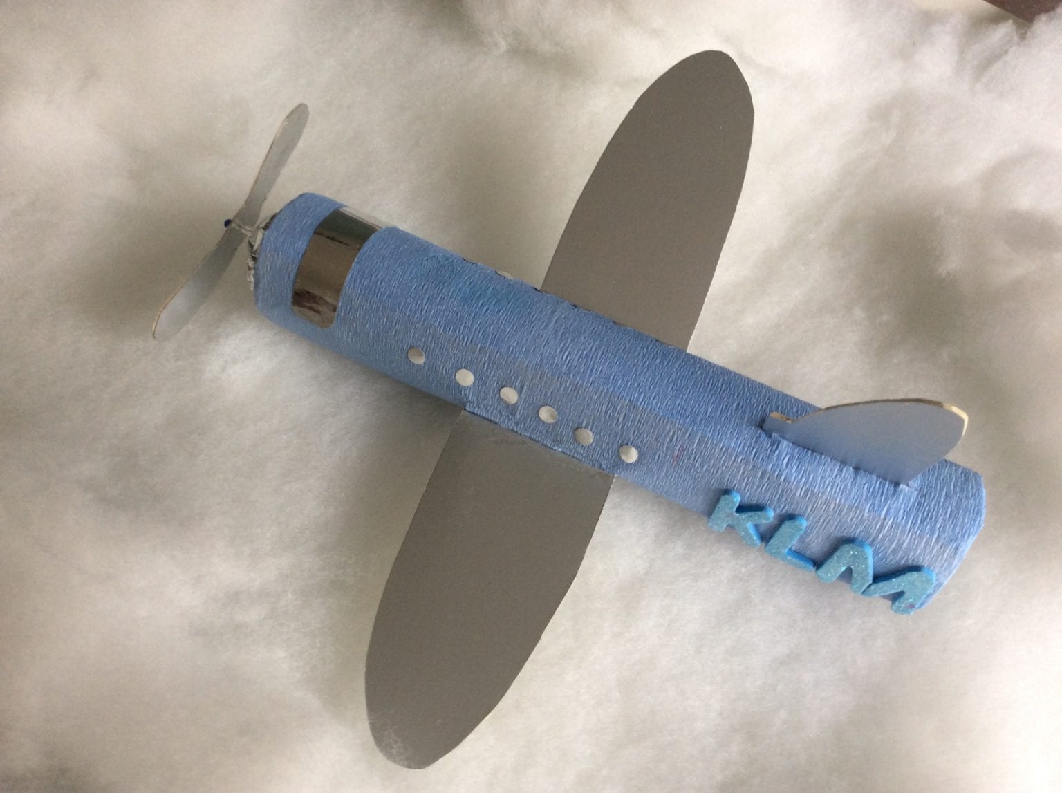 Hoe knutsel je een vliegtuig? 5 leuke inspiratietips! Love2BeMama