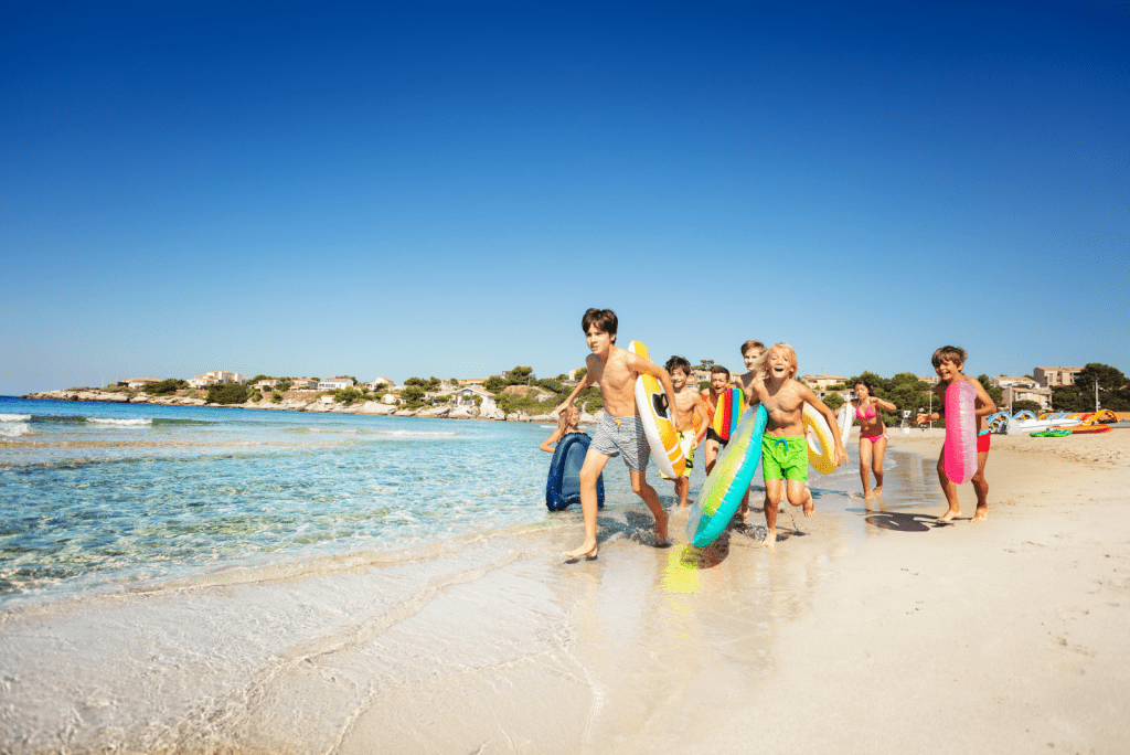 Waarom de zomer zoveel beter is nu kinderen ouder zijn